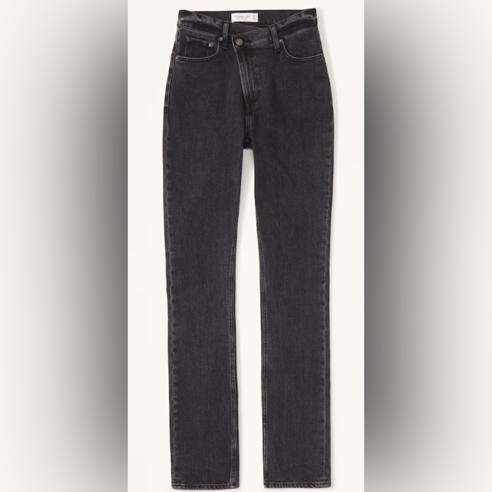 Ultra High Rise 90s Slim Straight Jean